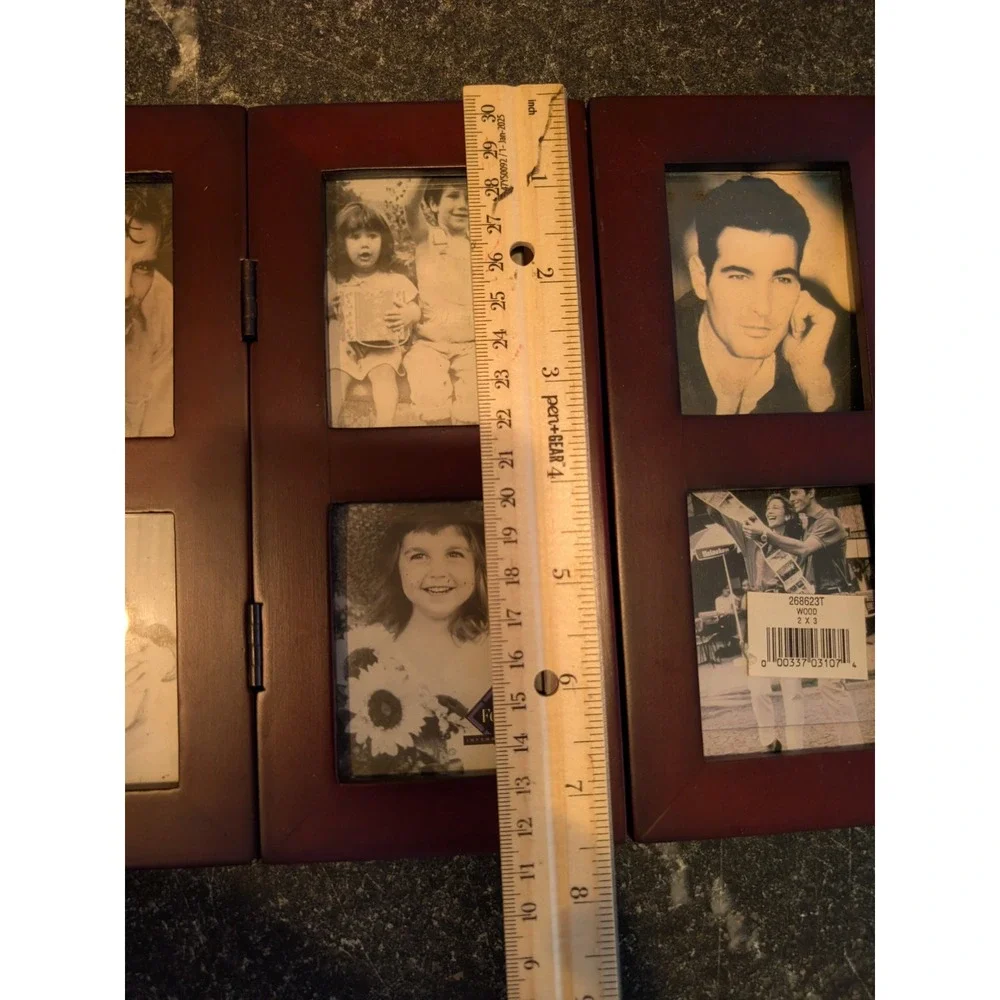 Fetco 6 Photo Wood Tabletop Accordion Frame Dark Red Display